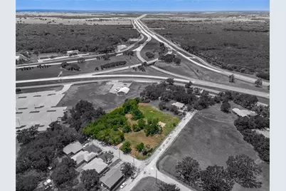 303 Carver, Kaufman, TX 75142 - Photo 2