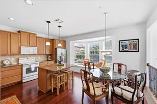 1404 Biltmore Ln, Irving, TX 75063 - Photo 12