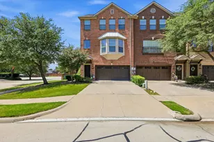 1404 Biltmore Ln, Irving, TX 75063 - Photo 1