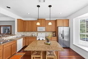 1404 Biltmore Ln, Irving, TX 75063 - Photo 16