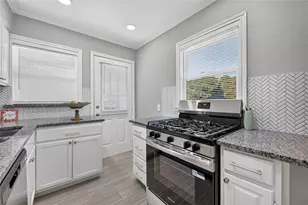 4917 Roanoke St, Fort Worth, TX 76116 - Photo 8