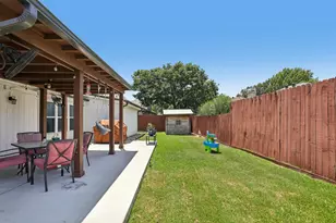 828 Pennsylvania Dr, Saginaw, TX 76131 - Photo 26