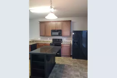 924 Bentwood Trail, Grand Prairie, TX 75052 - Photo 2