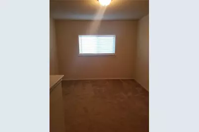 924 Bentwood Trail, Grand Prairie, TX 75052 - Photo 12