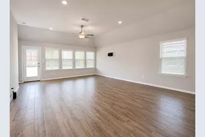 3720 Yarrow Drive, Denton, TX 76226 - Photo 2
