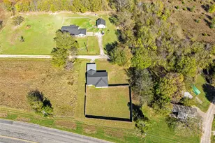 2538 Co Rd 3127, Greenville, TX 75402 - Photo 34