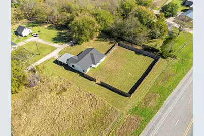 2538 County Road 3127, Greenville, TX 75402 - Photo 36