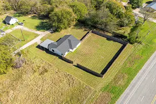 2538 Co Rd 3127, Greenville, TX 75402 - Photo 36