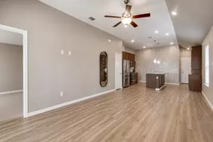 14020 Danesdale Dr, Pilot Point, TX 76258 - Photo 8