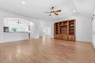 10509 Cascade Dr, Denton, TX 76207 - Photo 8