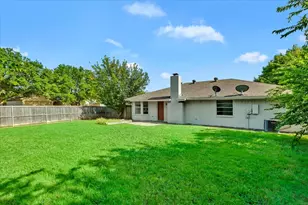6561 Alta Vista Dr, Watauga, TX 76148 - Photo 22