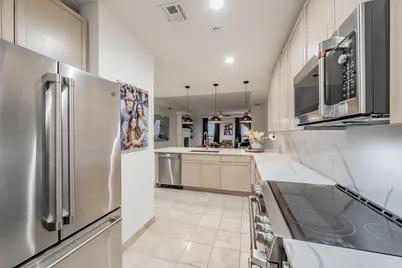 1505 Elm Street #404, Dallas, TX 75201 - Photo 10