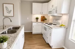 901 Bessie St, Fort Worth, TX 76104 - Photo 2