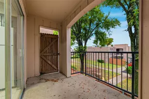 5604 Boca Raton Blvd, Fort Worth, TX 76112 - Photo 22