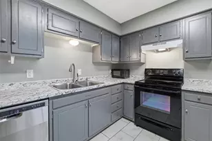 5604 Boca Raton Blvd, Fort Worth, TX 76112 - Photo 8