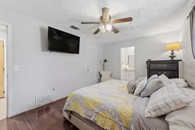 304 Childers Avenue, Benbrook, TX 76126 - Photo 14