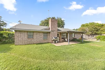 304 Childers Avenue, Benbrook, TX 76126 - Photo 28