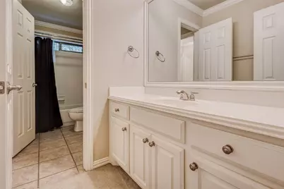 7921 Shady Oaks Drive, North Richland Hills, TX 76182 - Photo 24