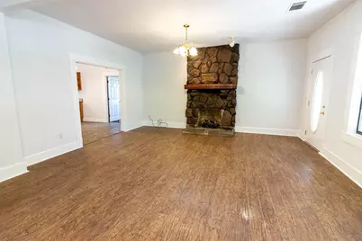 801 S Sutton Street, Mabank, TX 75147 - Photo 4