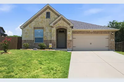 3901 Kensington Drive, Sanger, TX 76266 - Photo 1