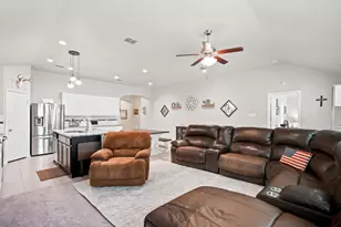 3901 Kensington Dr, Sanger, TX 76266 - Photo 12