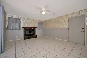 7004 Meadowbrook Dr, Fort Worth, TX 76112 - Photo 4