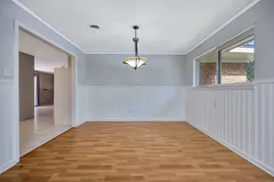 7004 Meadowbrook Dr, Fort Worth, TX 76112 - Photo 16