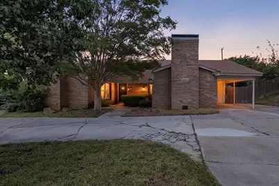 3864 Wonder Court, Fort Worth, TX 76133 - Photo 2