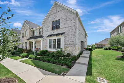 425 Parkside Drive, Argyle, TX 76226 - Photo 2