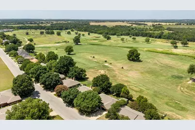1003 Prairie Wind Boulevard, Stephenville, TX 76401 - Photo 32