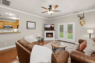 807 Lee St, Tioga, TX 76271 - Photo 1
