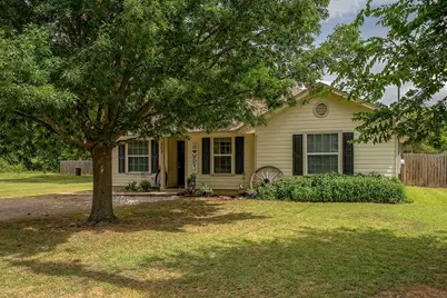 807 Lee Street, Tioga, TX 76271 - Photo 30