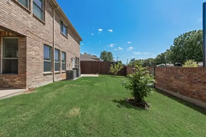 306 Salsbury Drive, Euless, TX 76040 - Photo 28