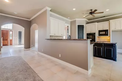 801 Camelot Court, Highland Village, TX 75077 - Photo 16