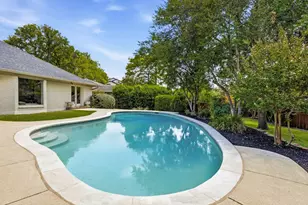 10747 Bushire Dr, Dallas, TX 75229 - Photo 36