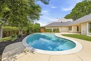 10747 Bushire Dr, Dallas, TX 75229 - Photo 34