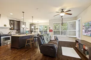 1017 Brook Hollow Dr, Euless, TX 76039 - Photo 20