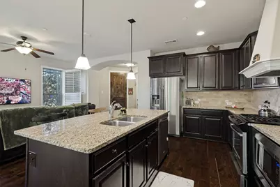 1017 Brook Hollow Drive, Euless, TX 76039 - Photo 6
