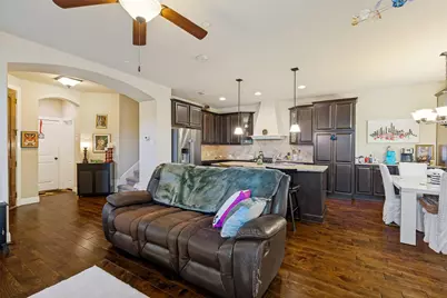 1017 Brook Hollow Drive, Euless, TX 76039 - Photo 2