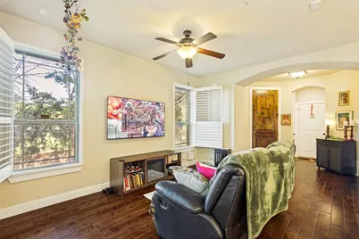 1017 Brook Hollow Drive, Euless, TX 76039 - Photo 4