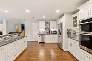 6302 Warm Mist Ln, Dallas, TX 75248 - Photo 22