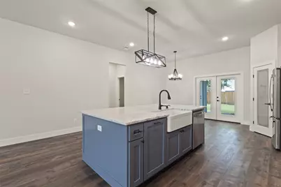 621 Oaklawn Drive, River Oaks, TX 76114 - Photo 10