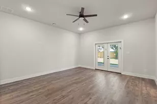 621 Oaklawn Dr, River Oaks, TX 76114 - Photo 12