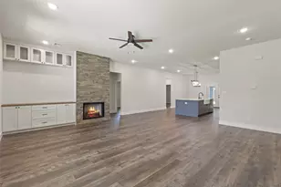 621 Oaklawn Dr, River Oaks, TX 76114 - Photo 8
