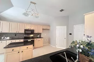 10718 Brandenberg Dr, Frisco, TX 75035 - Photo 10