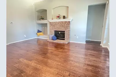 10718 Brandenberg Drive, Frisco, TX 75035 - Photo 8
