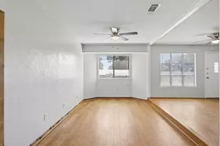 217 Chambers Dr, Alvarado, TX 76009 - Photo 10