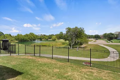 7910 Edgeglen Trail, Sachse, TX 75048 - Photo 28