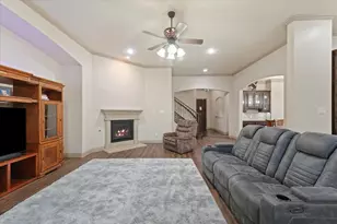 7910 Edgeglen Trail, Sachse, TX 75048 - Photo 8