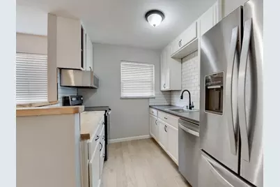 4039 Cole Avenue #117, Dallas, TX 75204 - Photo 8
